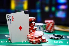 Antarmuka permainan Lucky Twins live-dealer dengan dealer profesional di winstrike 69